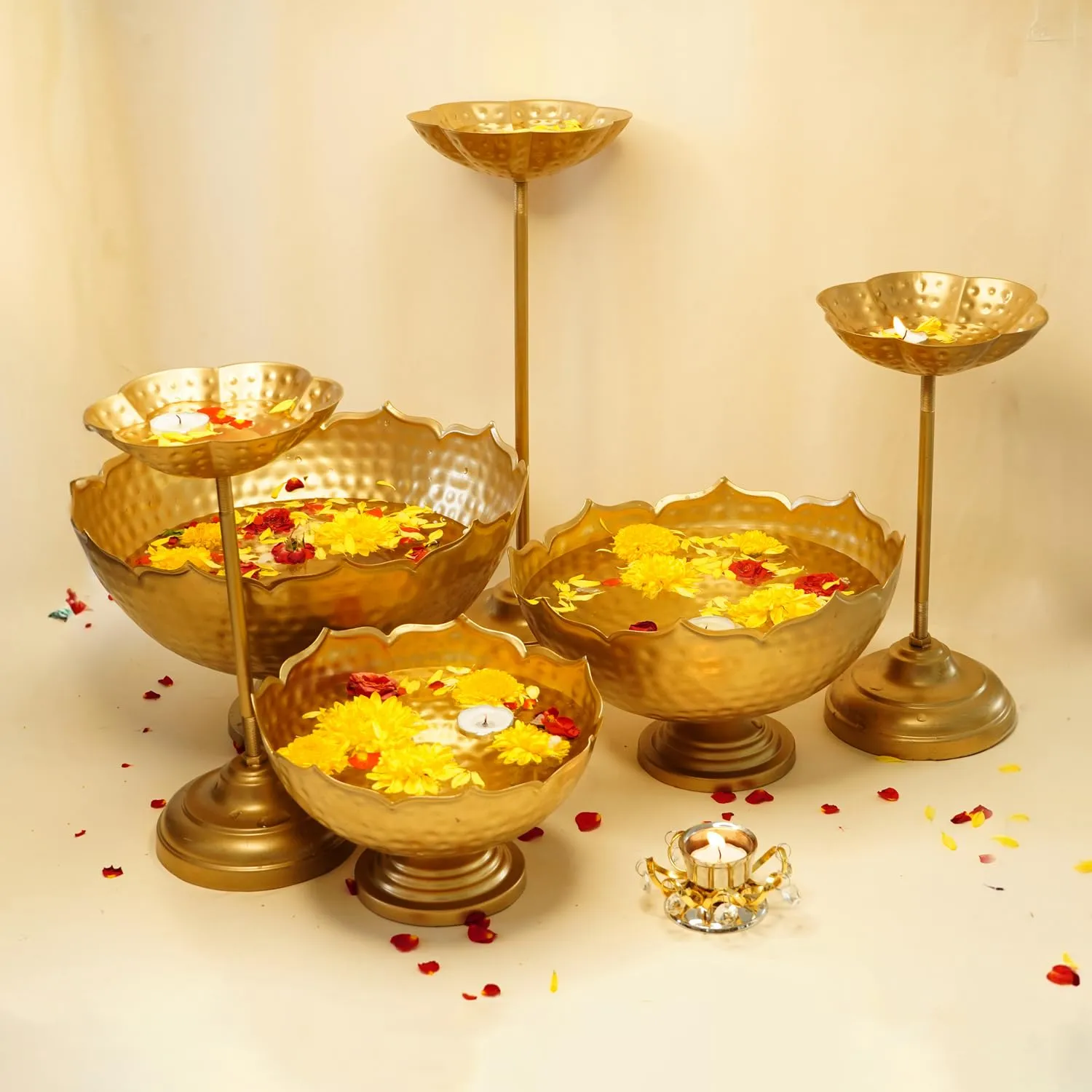 Ekhasa Big Combo Pack Taj Urli Bowl Stand & Tealight Holder for Home Decor | Floating Flowers Water Bowl Decorative Items (3 Bowls 3 Stands 1 Tealight Holder) for Diwali Pooja, Festivals Decoration