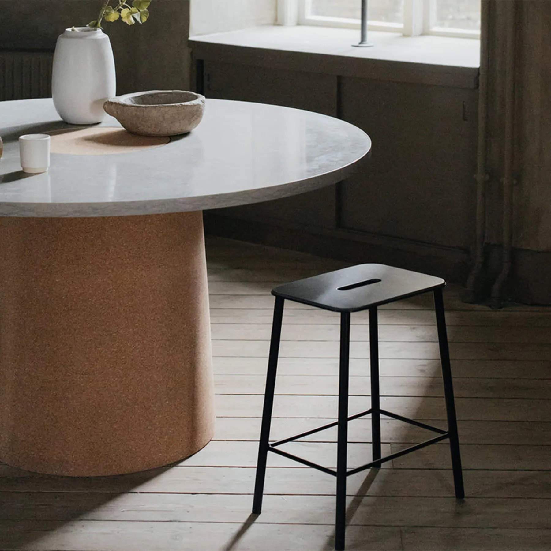 Frama Adam stool