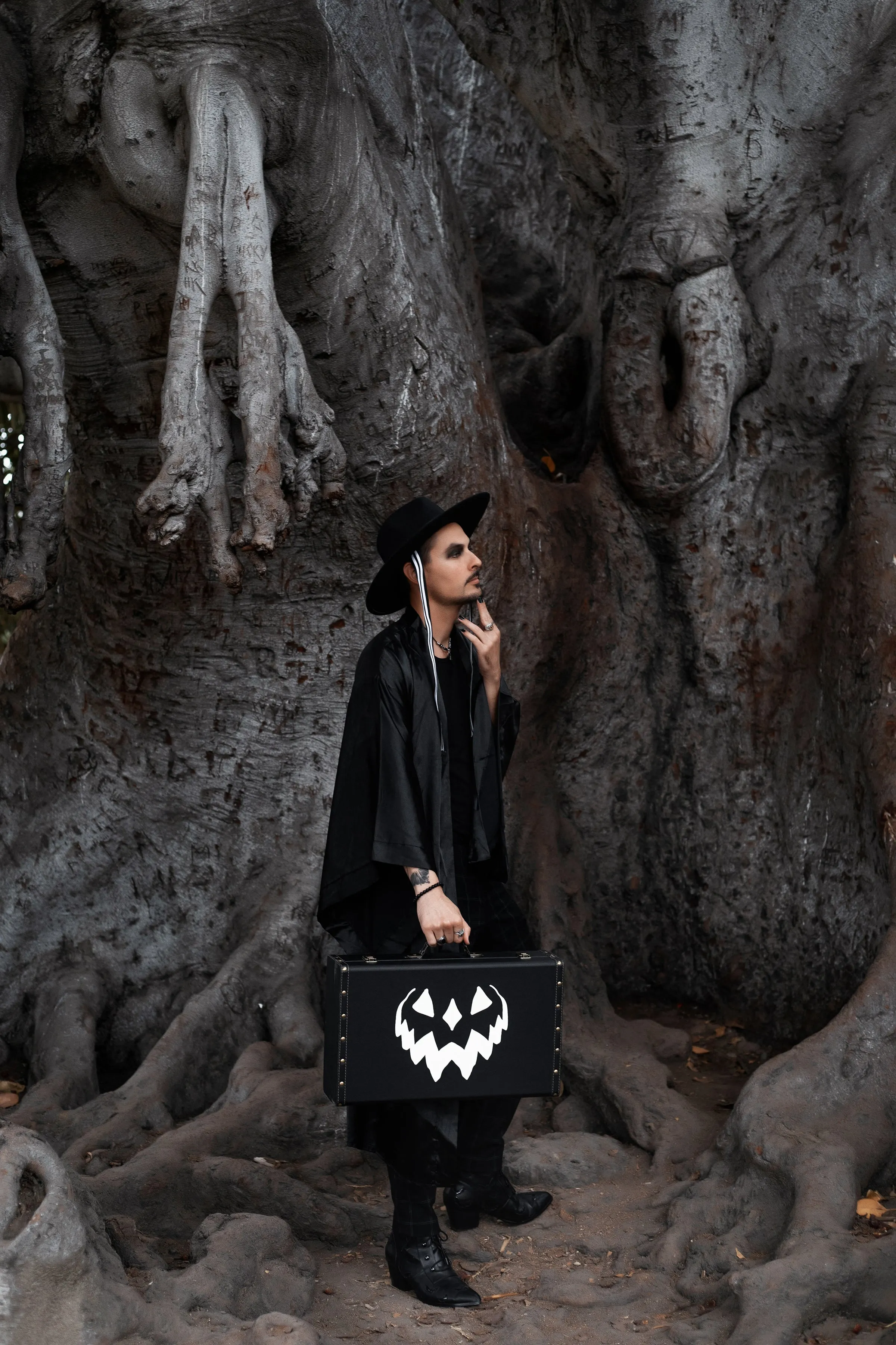 Haunted Hallows Trunk (Black)