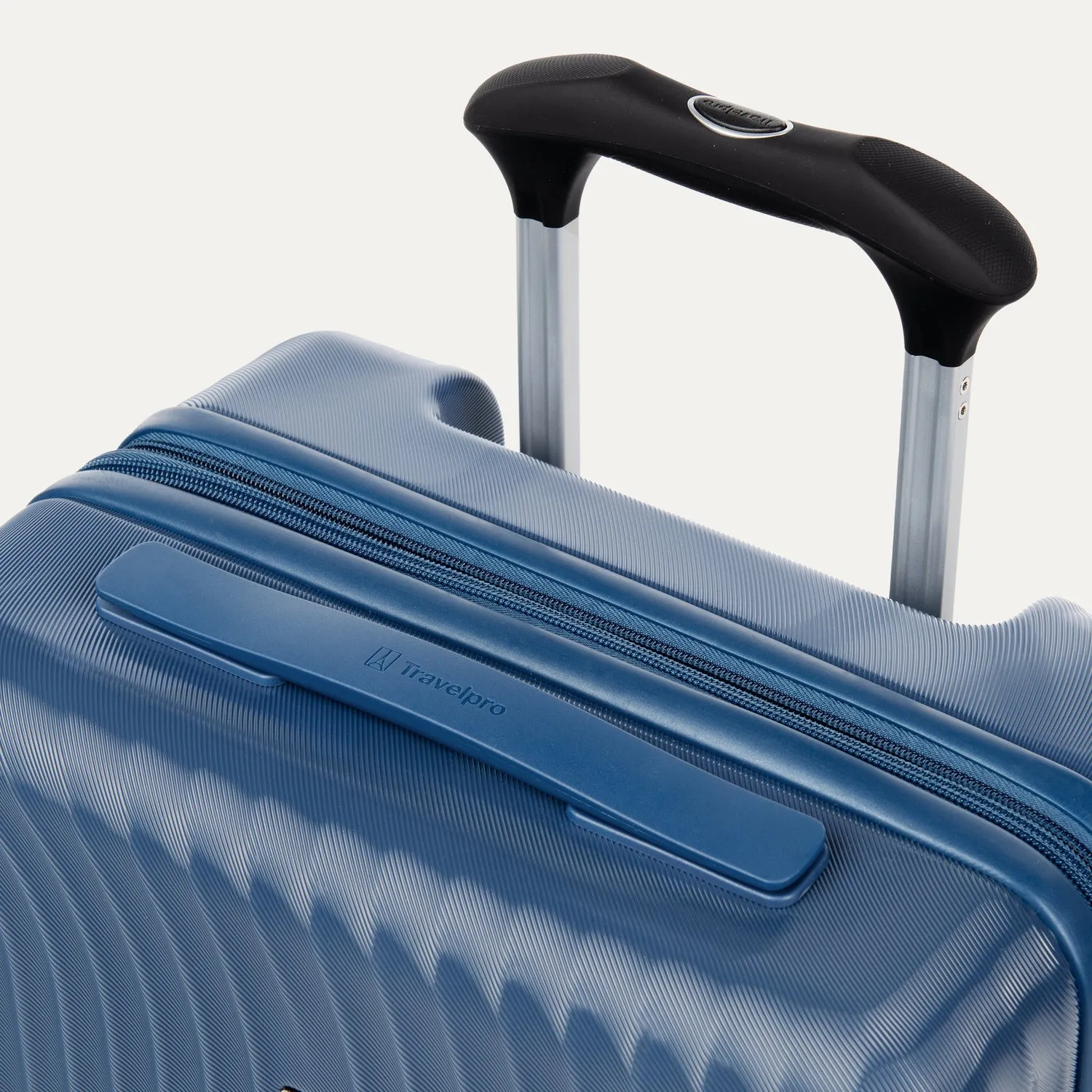 Maxlite® Air Carry-On Hardside Spinner