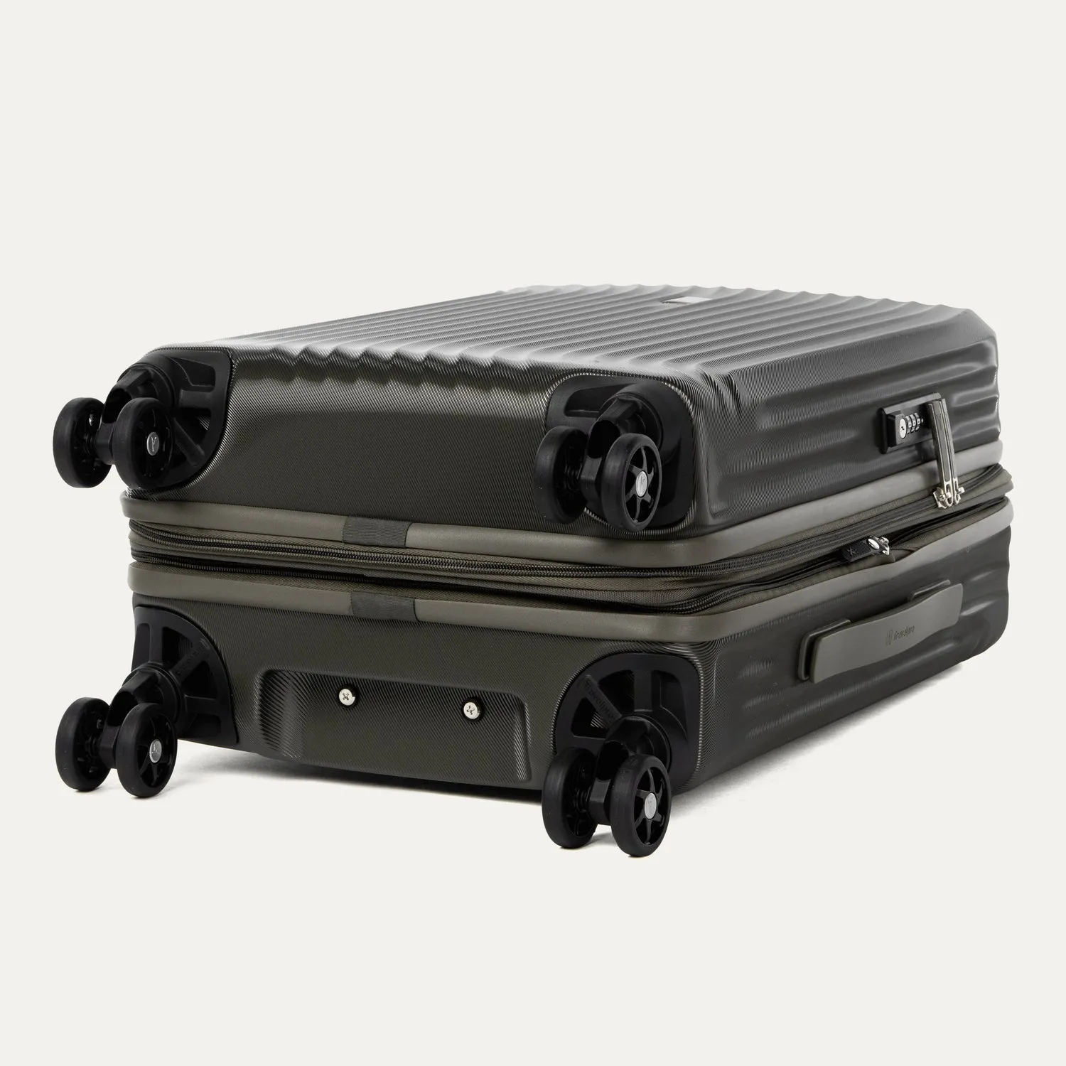 Maxlite® Air Carry-On Hardside Spinner