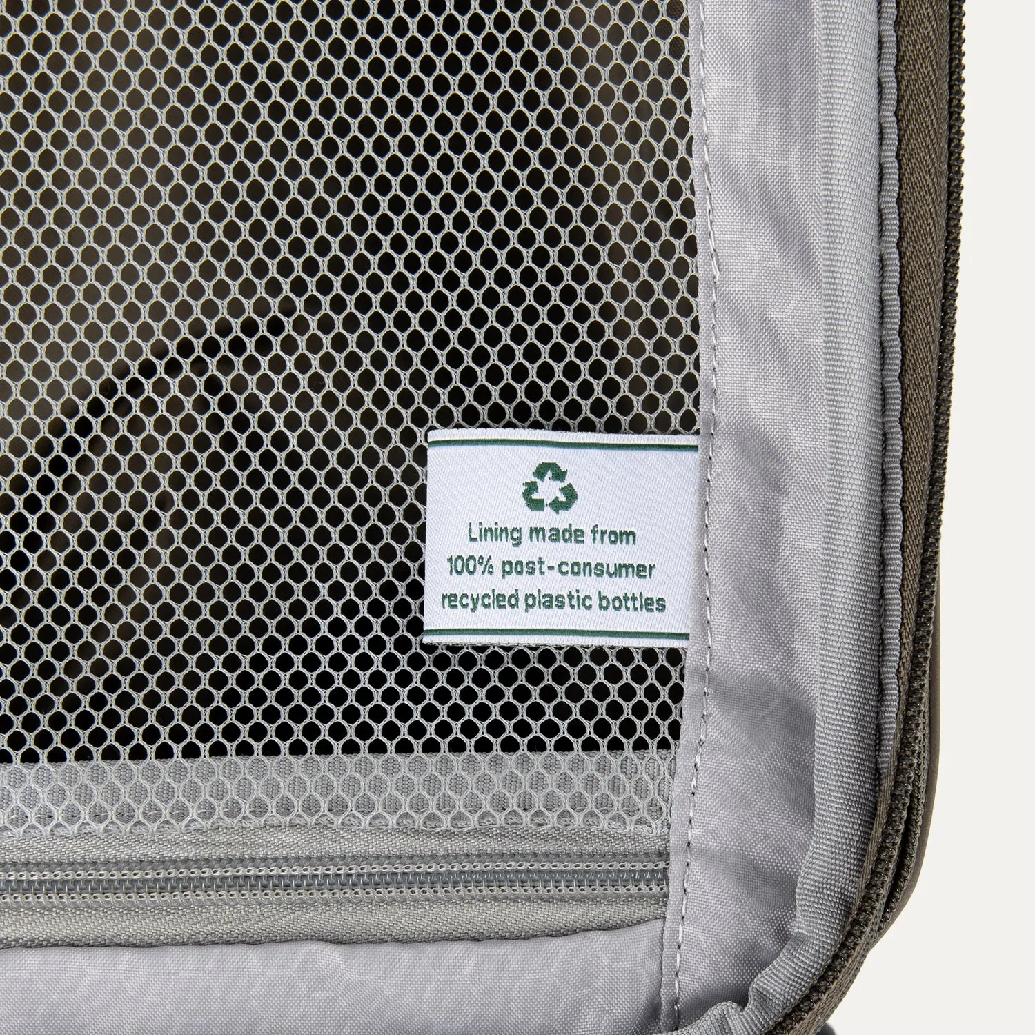 Maxlite® Air Carry-On Hardside Spinner