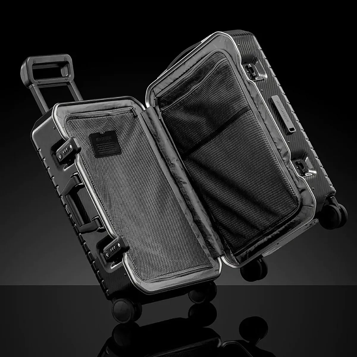 MON CARBONE BLACKDIAMOND Carbon Fiber Frame Closure Carry On Glossy Black