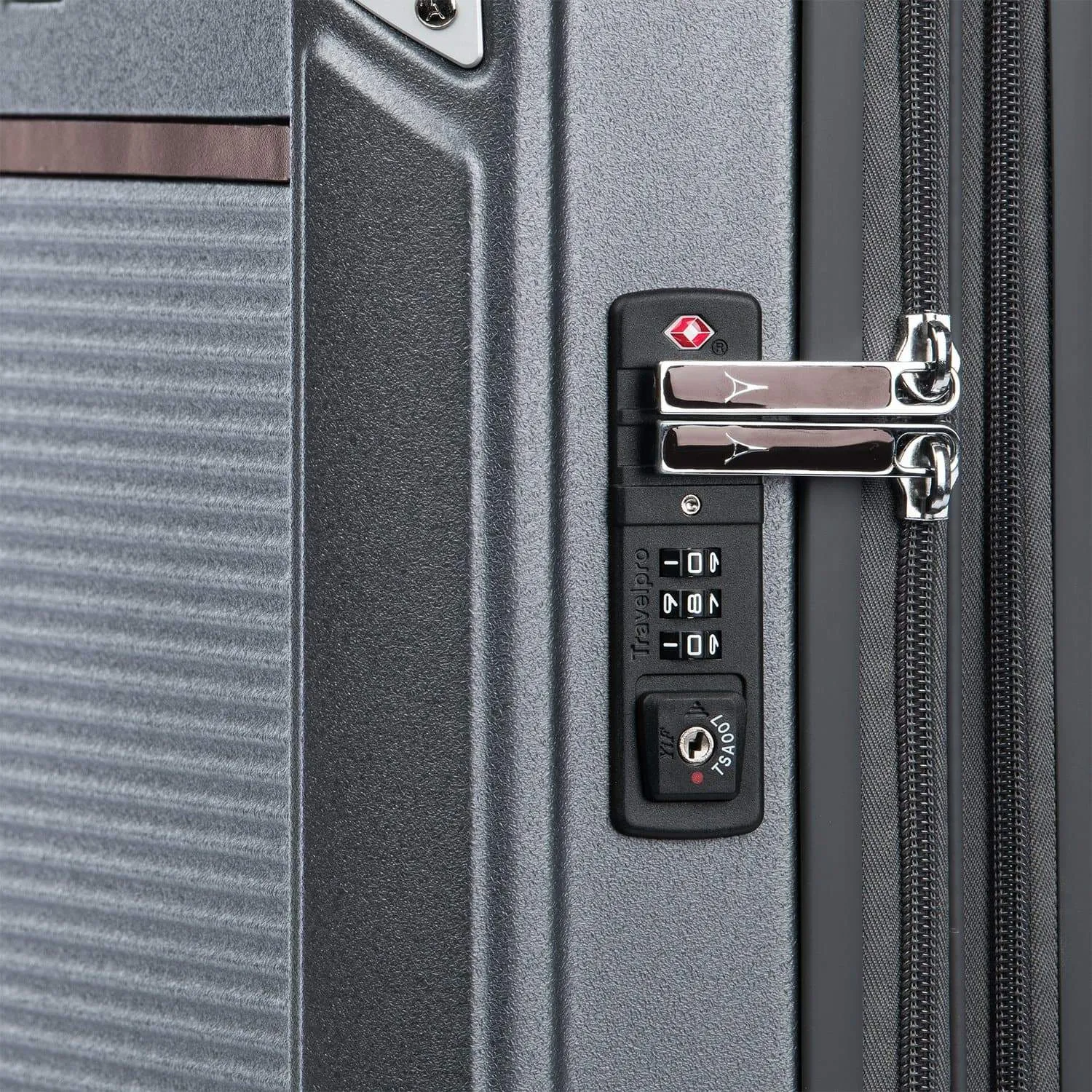 Platinum® Elite Carry-On Expandable Hardside Spinner