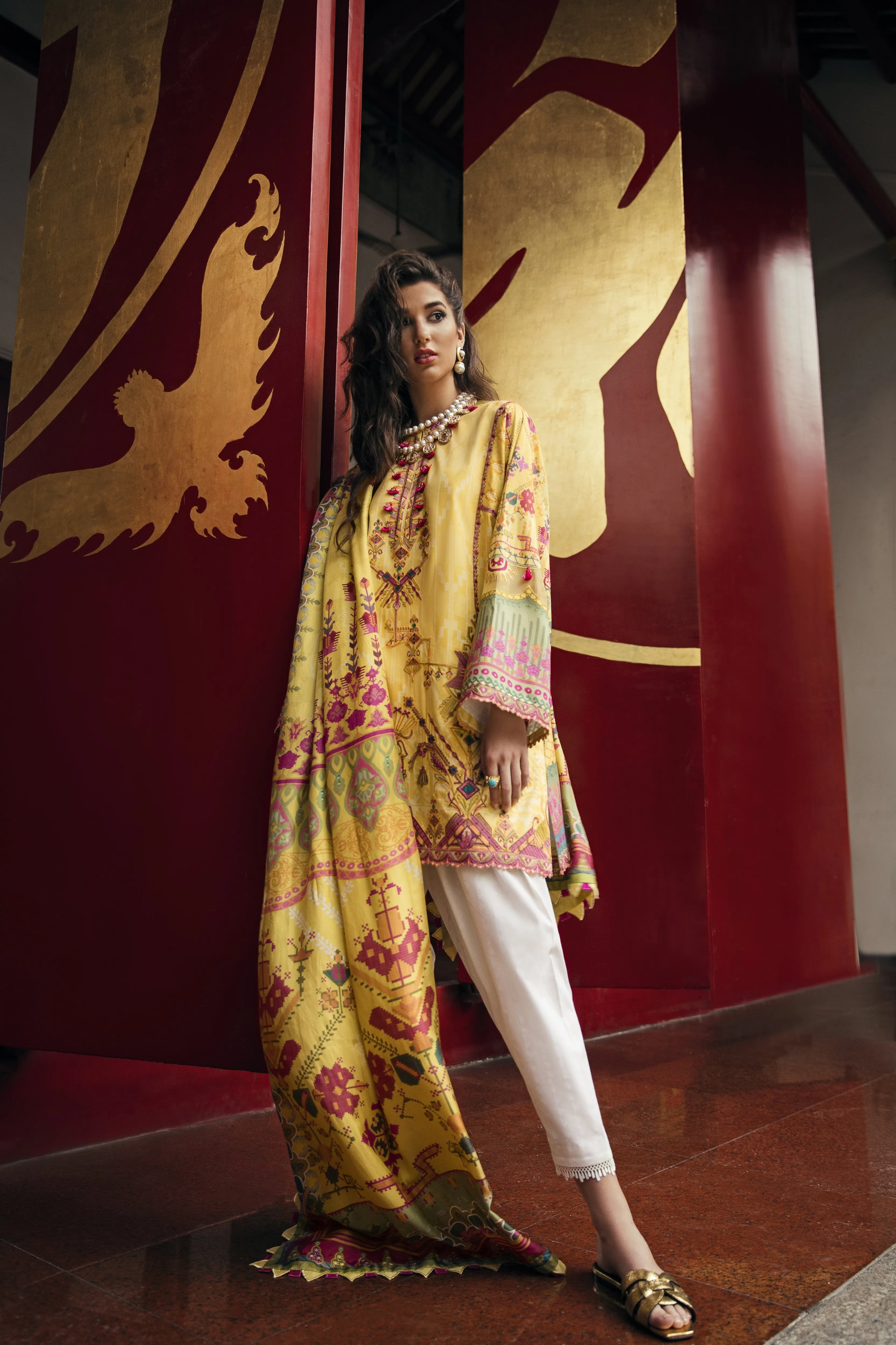 Époque X Suffuse by Sana Yasir Lawn Collection 2019 – Canary Aztec