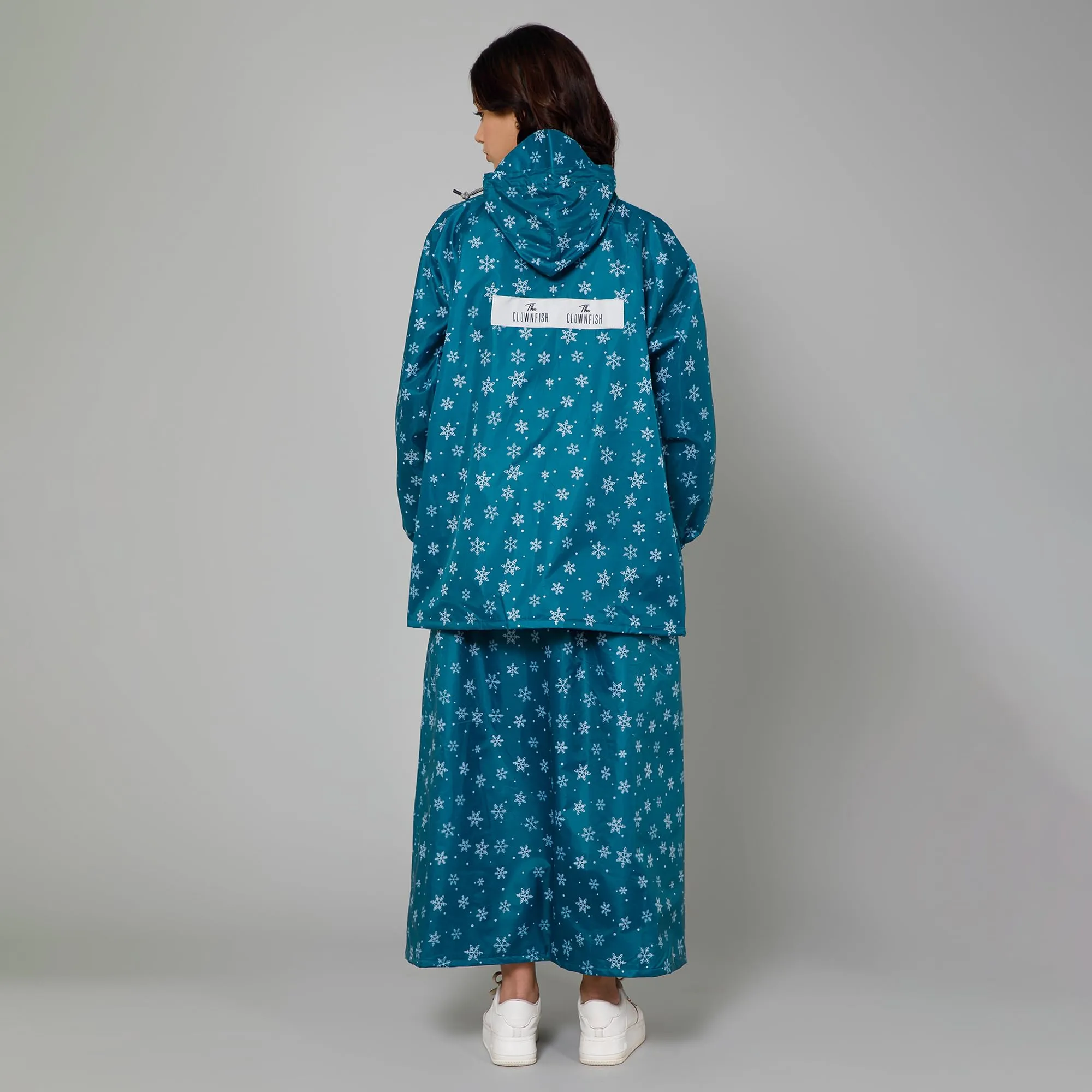 THE CLOWNFISH Polyester Waterproof Rain Coat For Women Skirt and Top Raincoat With Adjustable Hood and Front Pockets Rain Glam Series (Turquoise Blue Floral, X-Large)