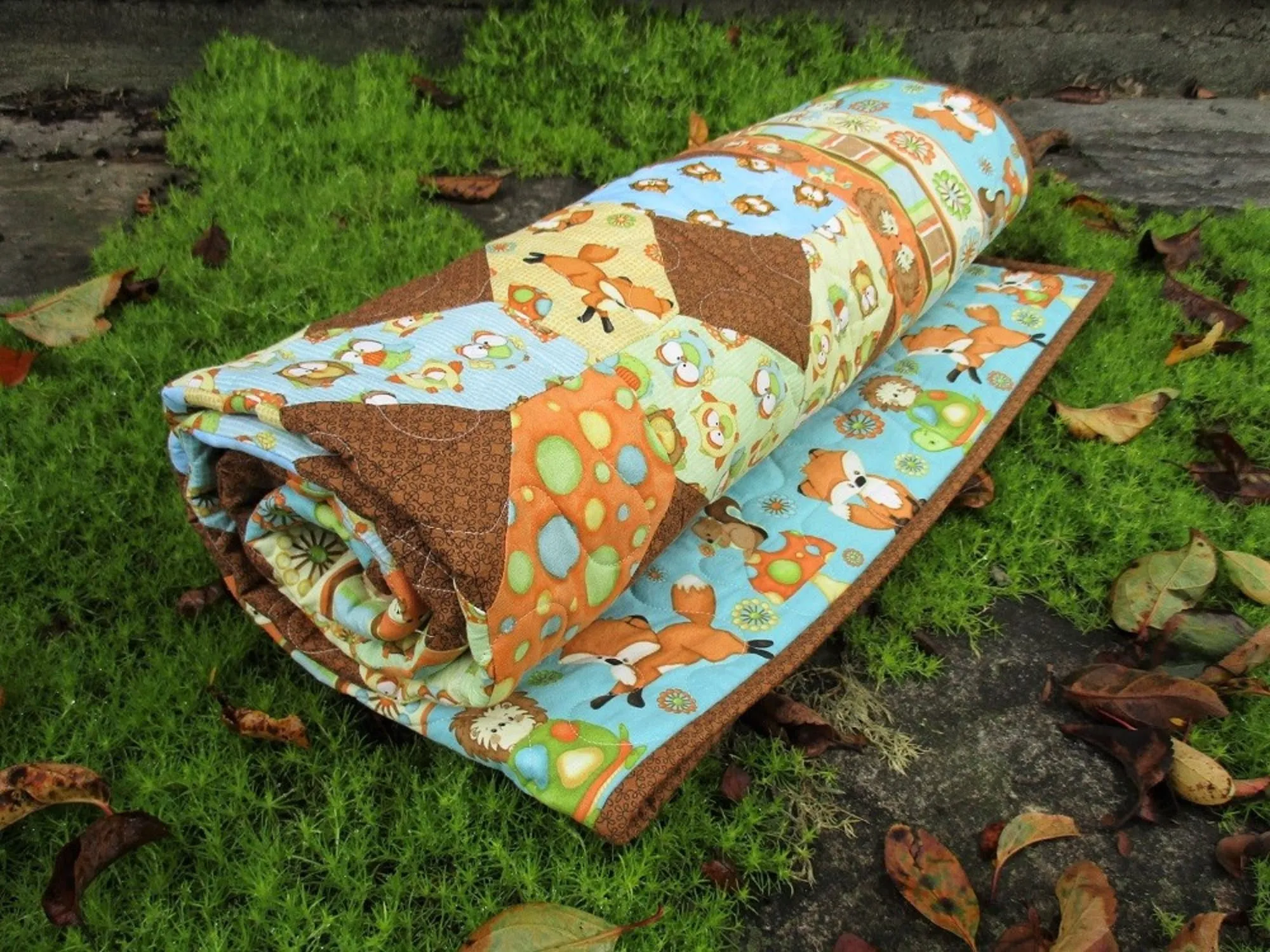 Woodland Animal Baby Quilt, Fall Baby Shower Gift, Cotton Patchwork Crib Blanket